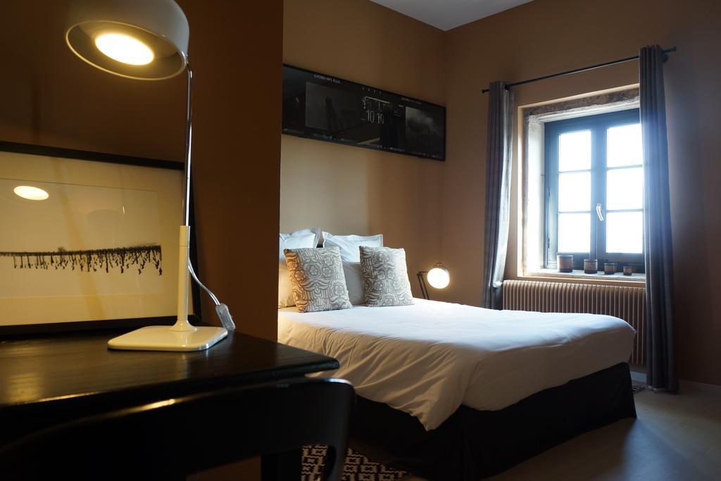 Hotel Courtille De Solutre Номер фото