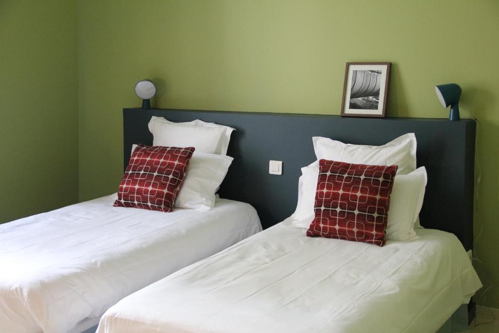 Hotel Courtille De Solutre Номер фото